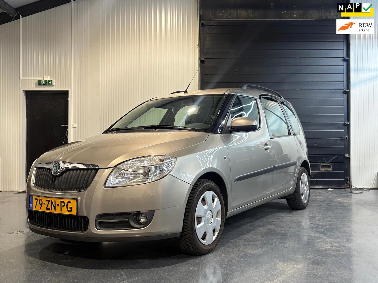 Skoda Roomster - 1.4-16V Navigator-Cruise-Clima-NWE DISTRIBUTIESET, beurt en APK - AutoWereld.nl