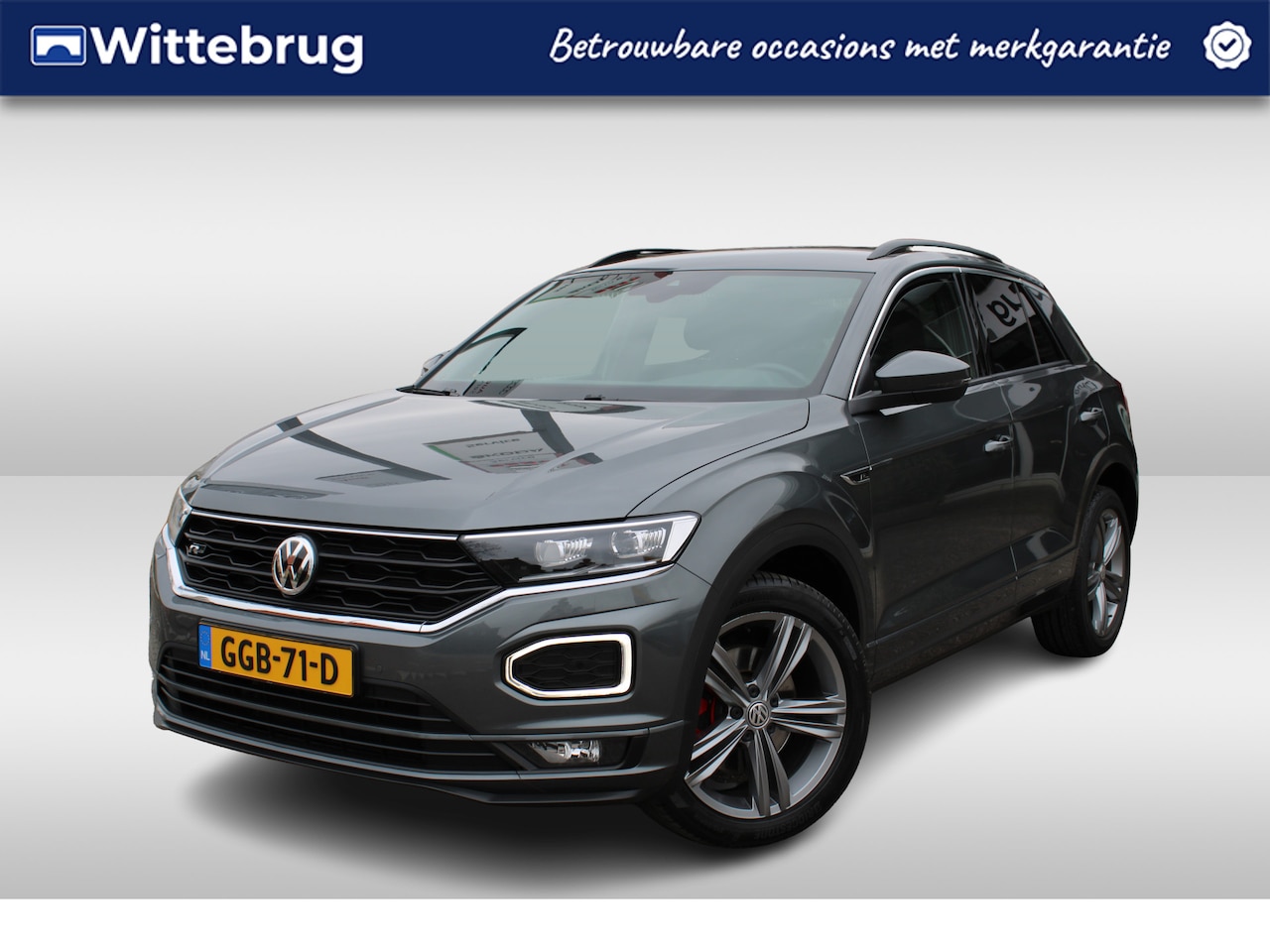 Volkswagen T-Roc - 1.5 TSI 150pk R-Line DSG Automaat / Navigatie / LM 18 inch / LED / Parkeersensoren / Camer - AutoWereld.nl