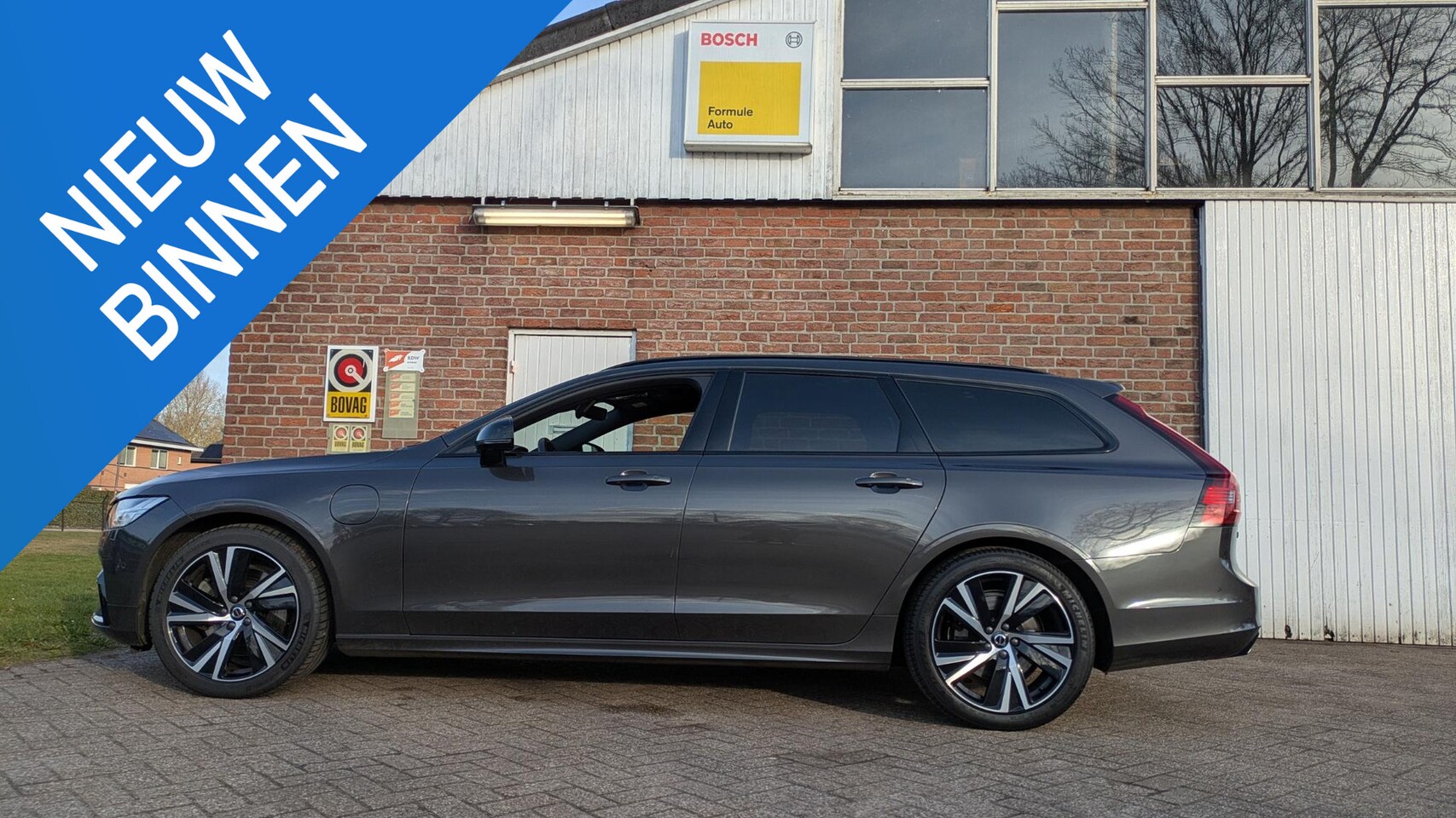 Volvo V90 - 2.0 T8 AWD Inscription 2.0 T8 AWD Inscription - AutoWereld.nl