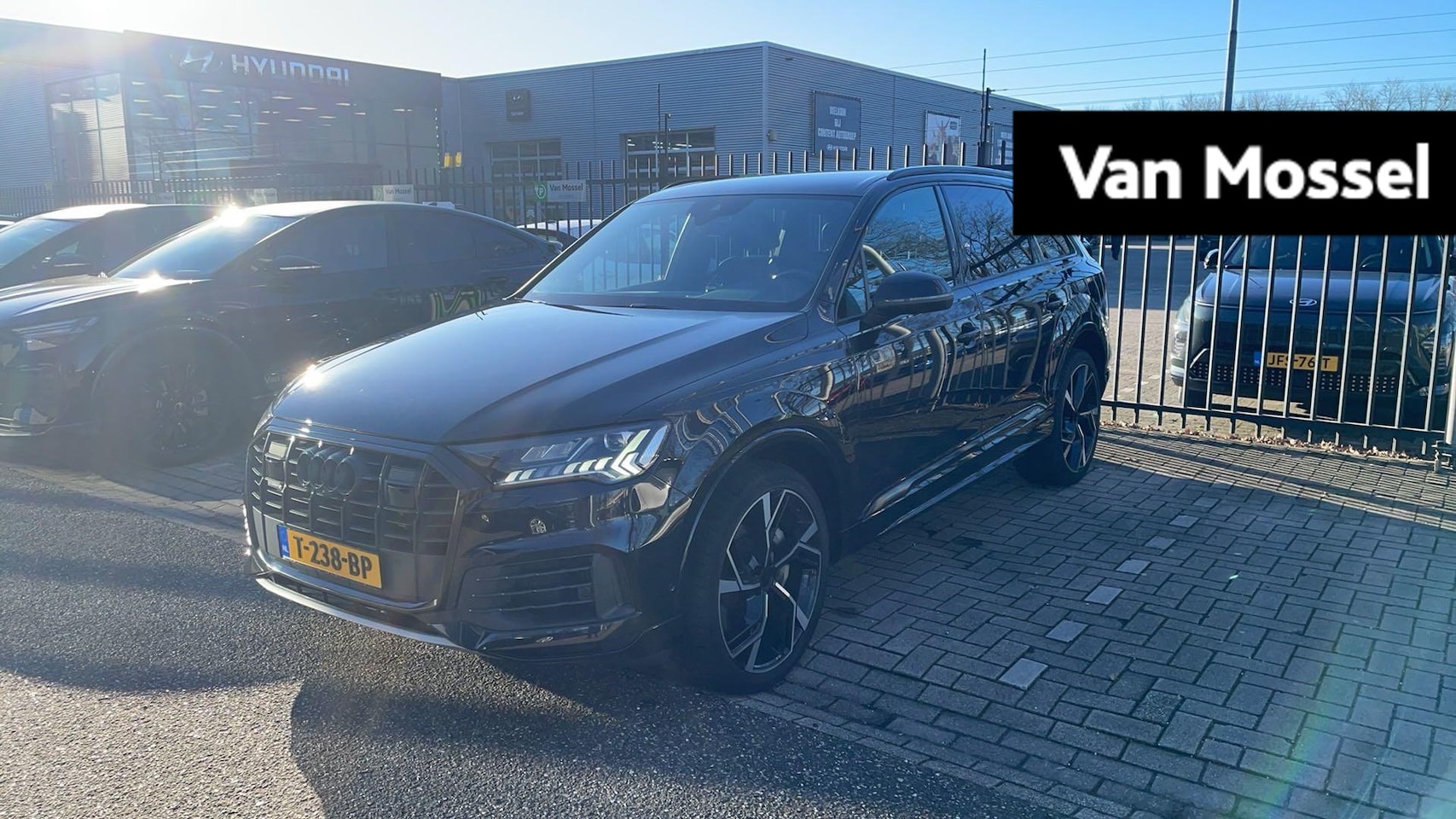 Audi Q7 - 55 TFSI e quattro Pro Line Plus 381 PK | Automaat | S-line | Camera | Leder interieur | St - AutoWereld.nl