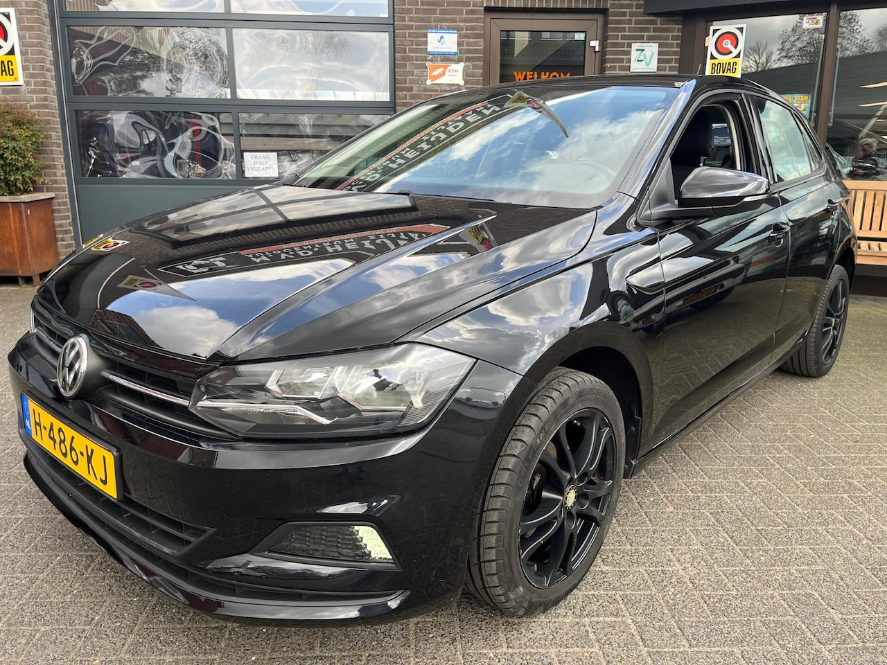 Volkswagen Polo - 1.0 TSI Comfortline App-connect KOMT BINNEN - AutoWereld.nl