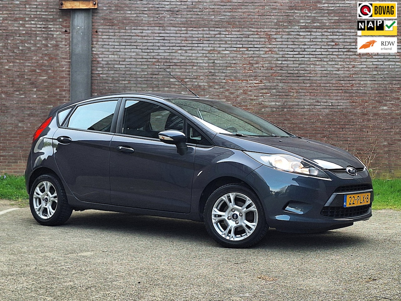Ford Fiesta - 1.25 Limited 60PK 5 Deurs, Airco, Elektr.ramen voor, LM Velgen, NW. APK bij aflevering. - AutoWereld.nl