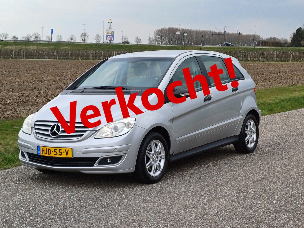 Mercedes-Benz B-klasse - 200 /Keurige Youngtimer!/Clima/Lage KM !/16"/Park. hulp V+A/ - AutoWereld.nl