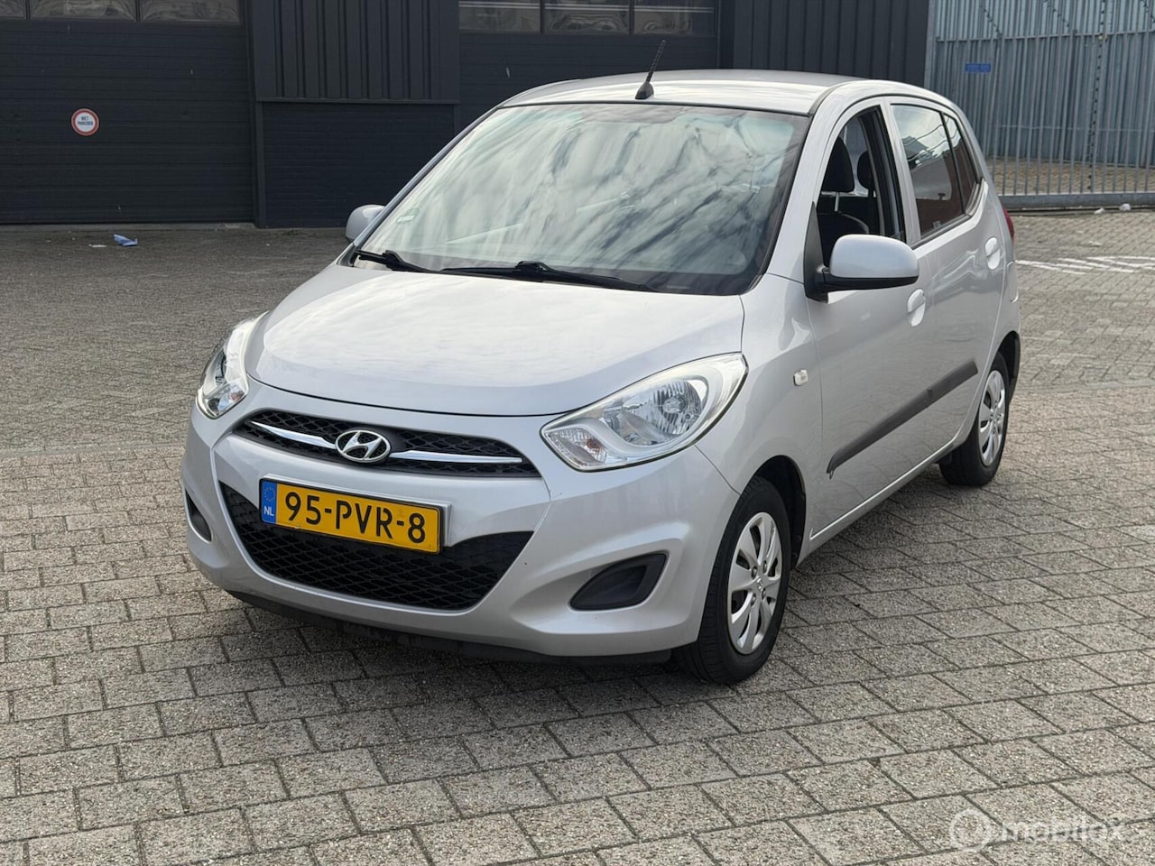 Hyundai i10 - 1.1 Benzine ✅LAGE KM-STAND ✅MET N.A.P. - AutoWereld.nl