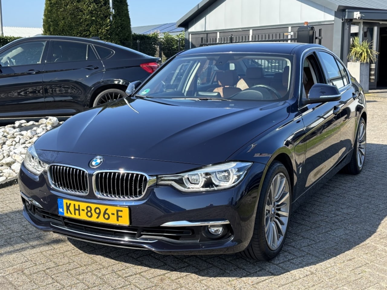 BMW 3-serie - 330E High Executive 2016 NL Auto Dealer Onderhouden - AutoWereld.nl