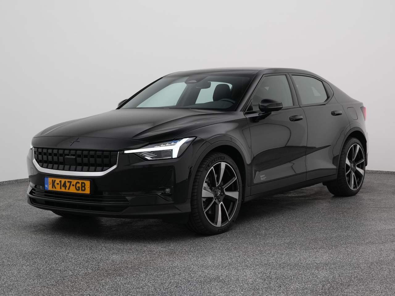 Polestar 2 - Long Range Dual Motor Launch Edition 78kWh | PANO | 360° | ADAPTIVE | H&K | STOEL- EN STUU - AutoWereld.nl
