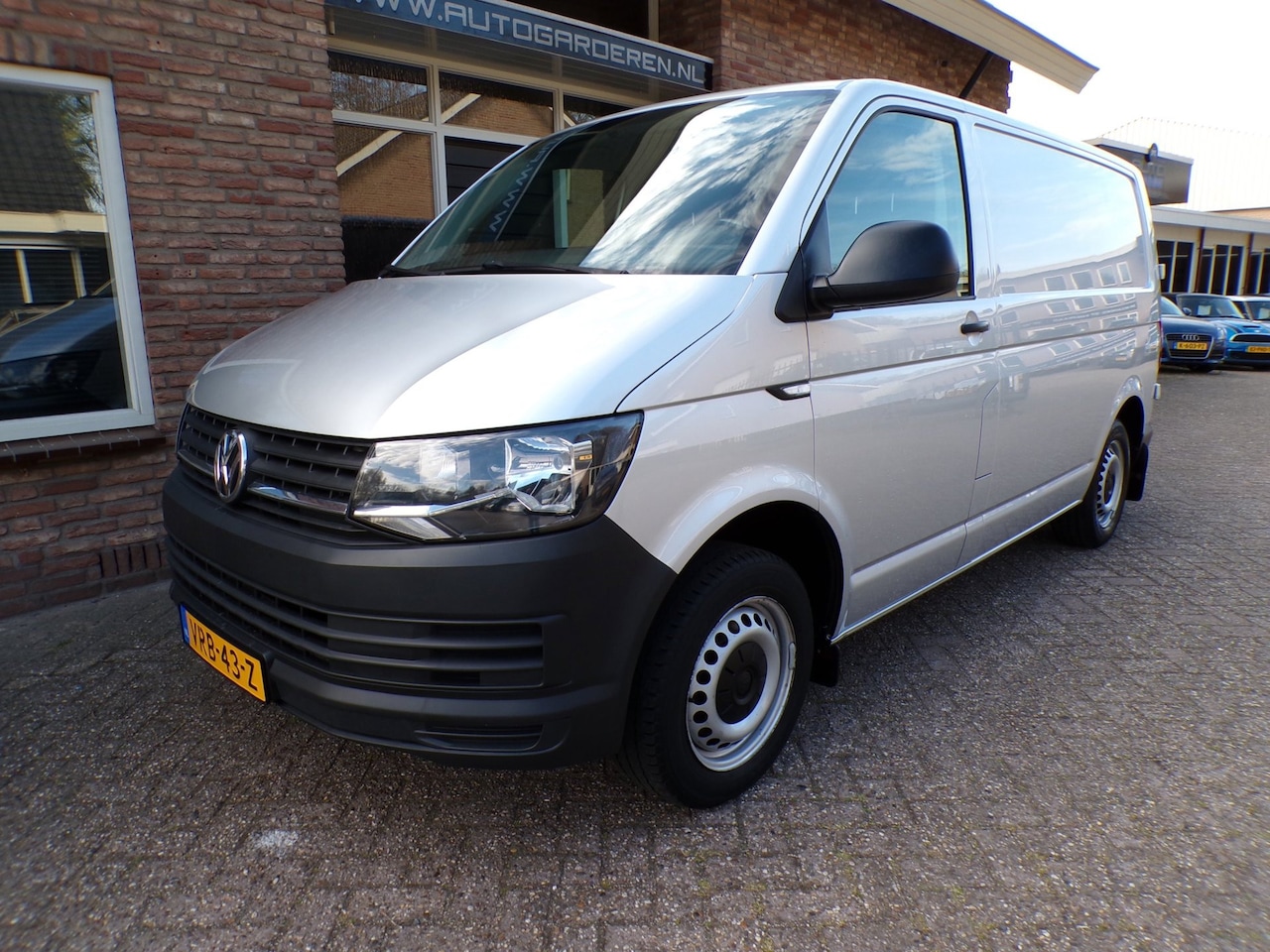 Volkswagen Transporter - 2.0 TDI L1H1 Comfortline 2.0 TDI L1H1 Comfortline - AutoWereld.nl