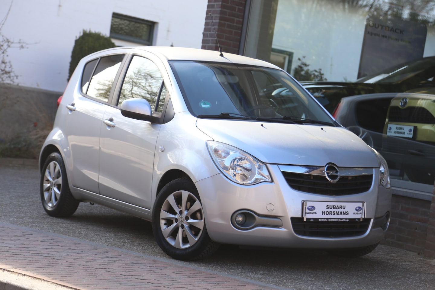 Opel Agila - 1.0 Berlin Airco 33.000km ! - AutoWereld.nl
