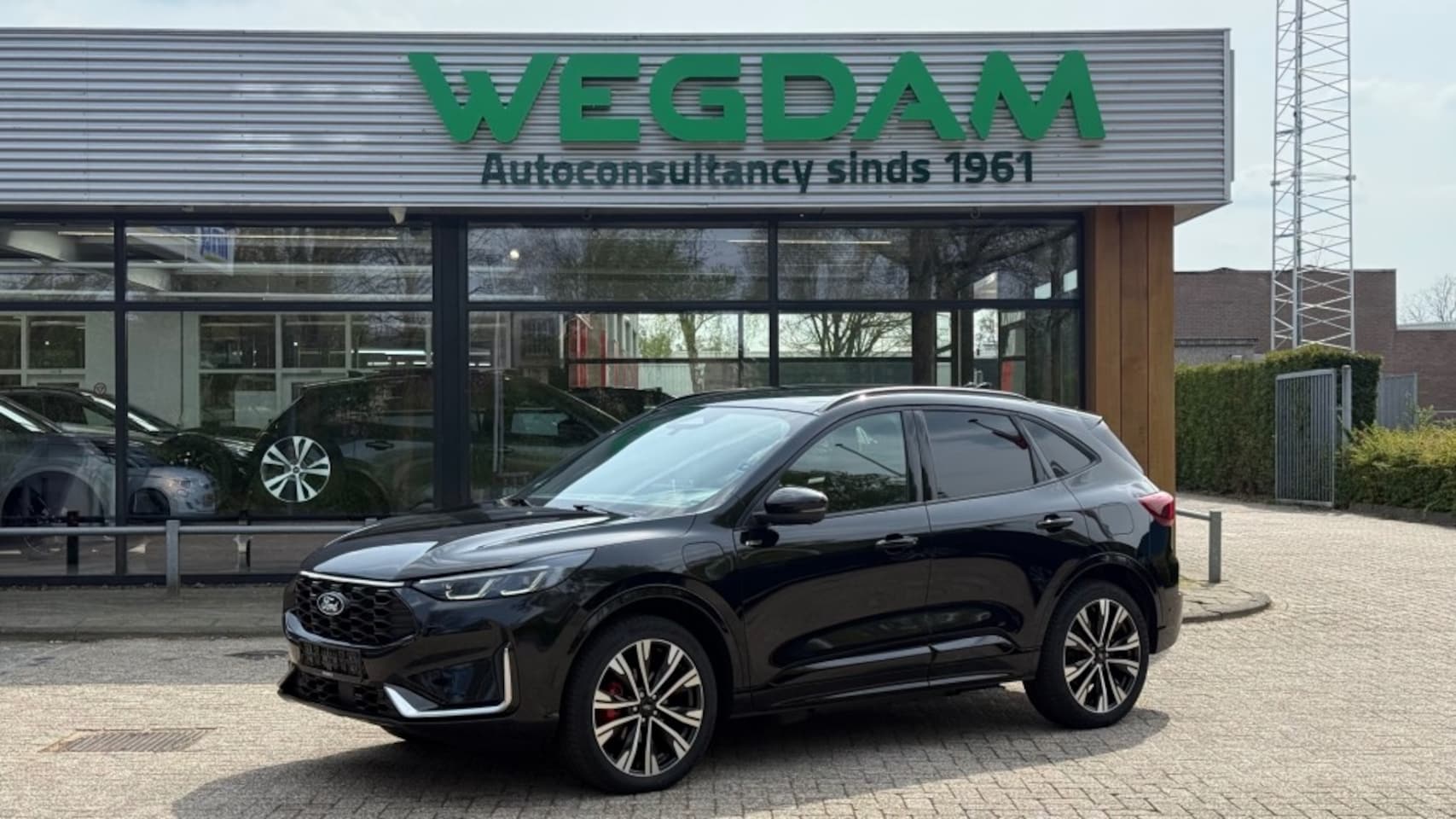 Ford Kuga - 2.5 PHEV ST-LINE X 243pk / Trekhaak+20inch+Techno+Winter - AutoWereld.nl