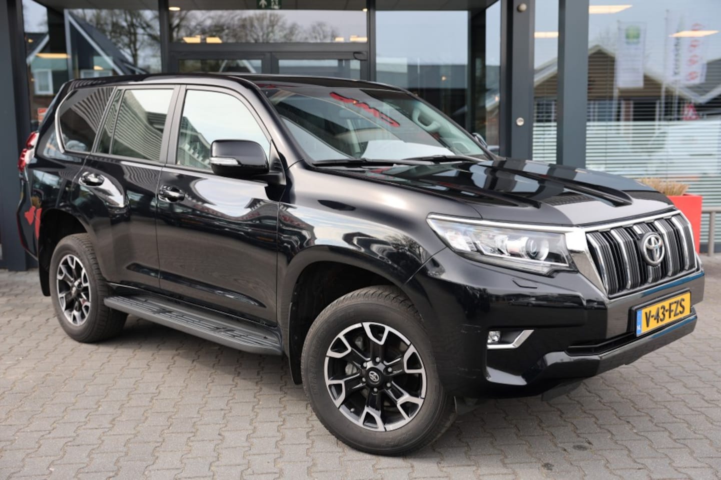 Toyota Land Cruiser 150 - 2.8 D-4D 5DRS CHALLENGER A/T VAN - AutoWereld.nl