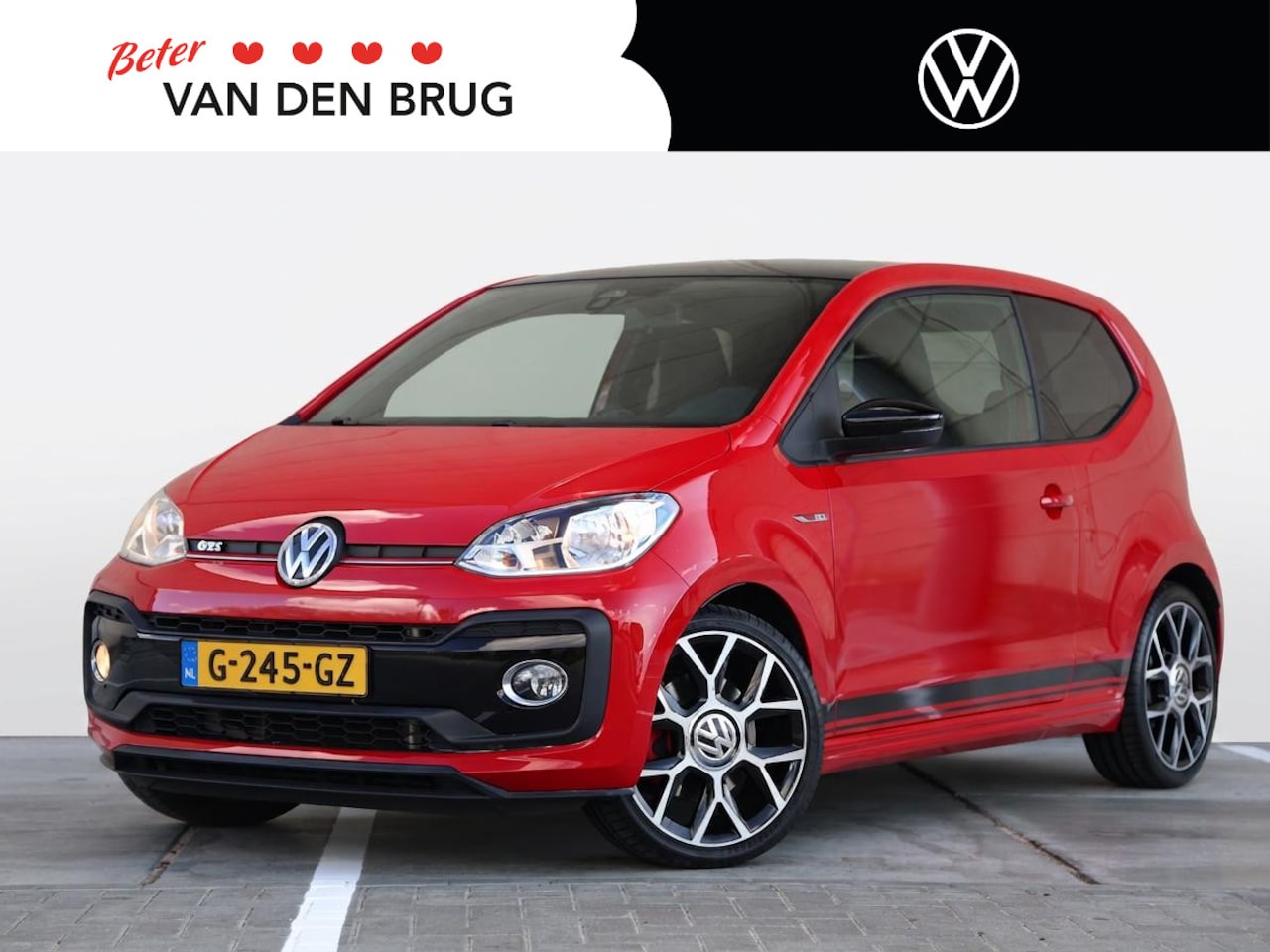 Volkswagen Up! - 1.0 TSI GTI 116PK | Cruise control | Airco | Stoelverwarming | Parkeersensoren | Telefoon/ - AutoWereld.nl