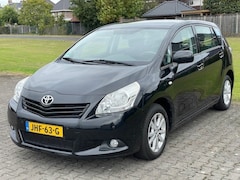 Toyota Verso - 1.6 VVT-I Business / 7-ZITS/ ECC/ Pano/ Cruise/ Trekhaak/ PDC/ LM