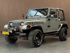 Jeep Wrangler - 4.0i Softtop | 6 Cilinder | APK 30-08-2027 |