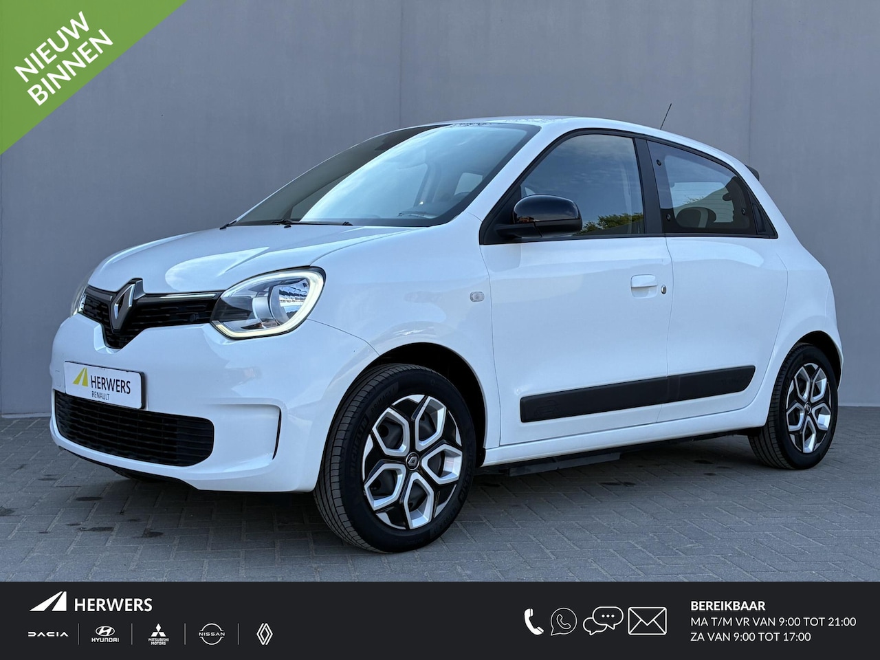 Renault Twingo Z.E. - R80 E-Tech Equilibre 22 kWh / SOH 96,5% / Airco / Parkeersensoren / Navigatie d.m.v. Apple - AutoWereld.nl