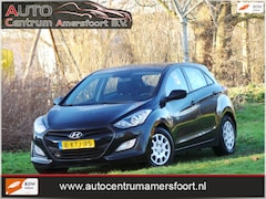 Hyundai i30 - 1.4 ( INRUIL MOGELIJK )