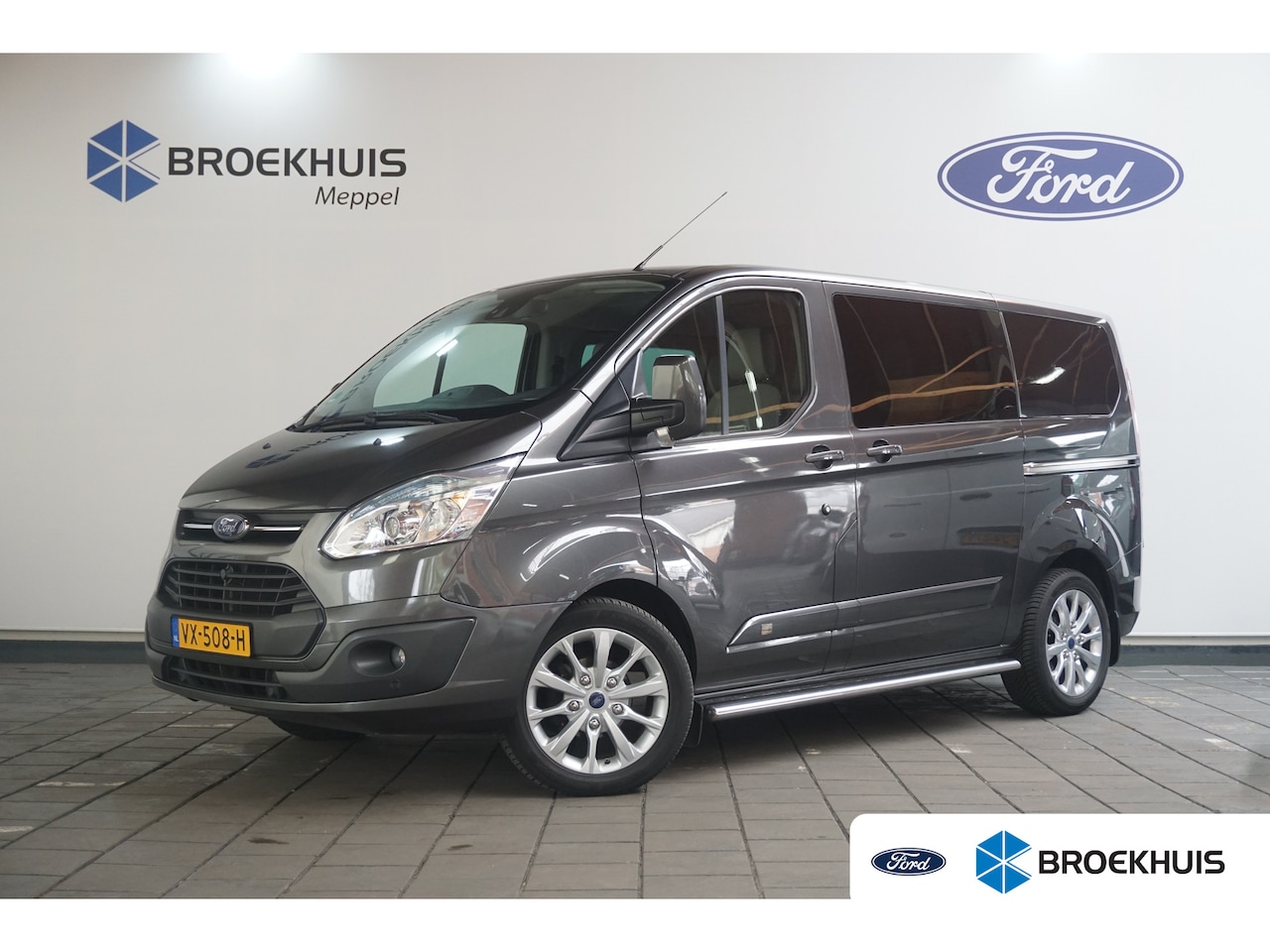 Ford Transit Custom - 270 2.2 TDCI L1H1 Anniversary Edition DC | Achteruitrijcamera | Cruise control | Trekhaak - AutoWereld.nl