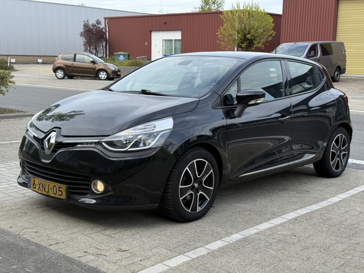 Renault Clio - 1.5 dCi 90PK Dynamique KeyLess Clima Navi Full - AutoWereld.nl