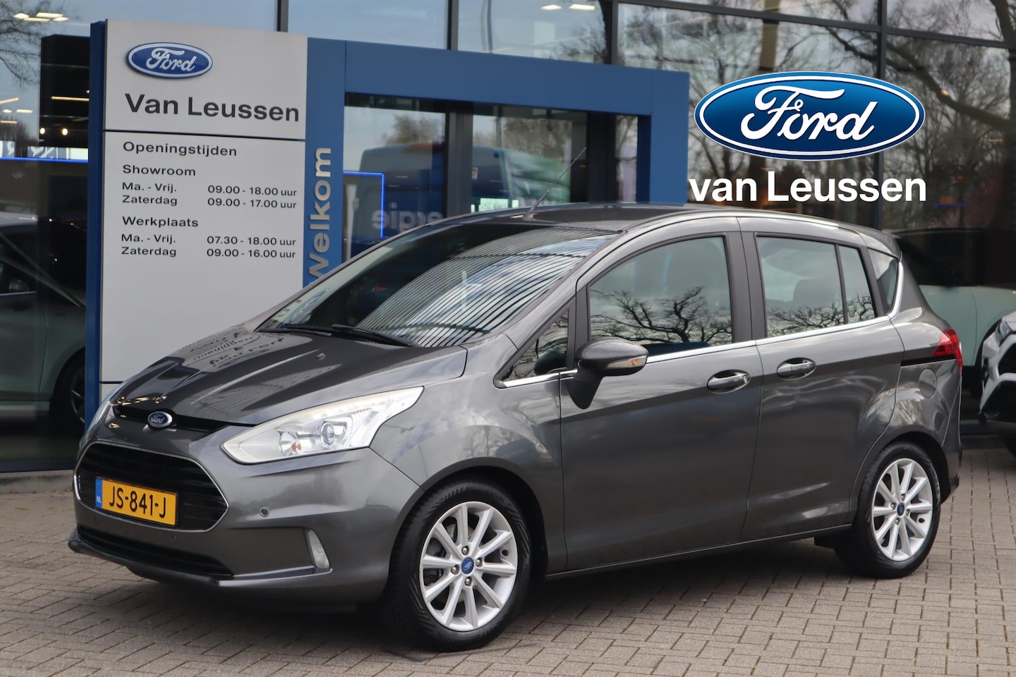 Ford B-Max - TITANIUM NAVI CAMERA PARK-SENSOREN VOORRUITVERWARMING LM-VELGEN+ALL-SEASON HOGE-ZIT - AutoWereld.nl