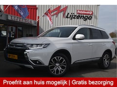 Mitsubishi Outlander - 2.0 Instyle 7p LED | Navi | pano | Keyless | Trekhaak | Camera | Leer