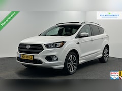 Ford Kuga - 1.5 EcoBoost ST Line PANO TREKHAAK CAMERA NAVI CARPLAY CRUISE