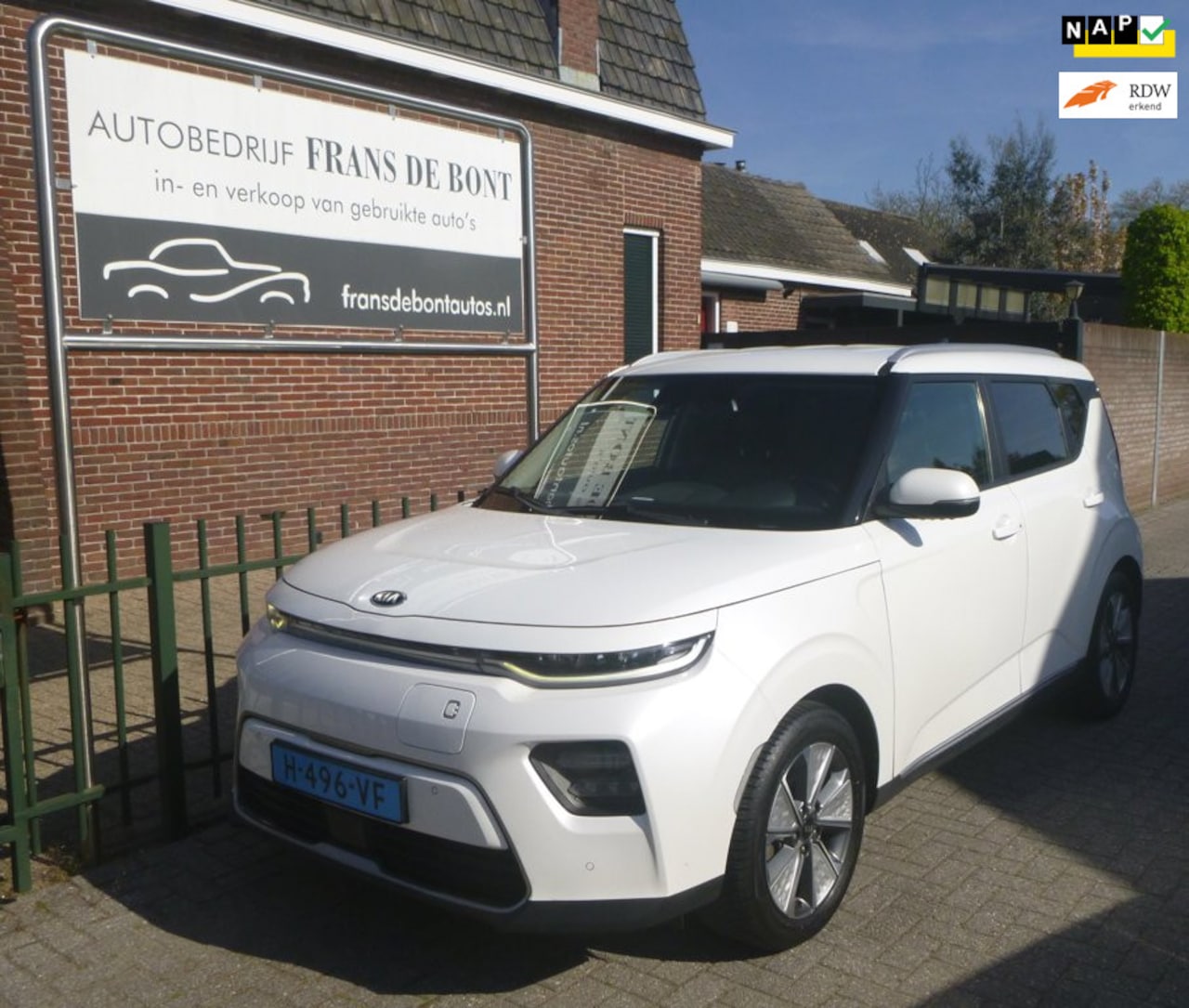 Kia e-Soul - DynamicLine 64 kWh airco € 9000 ex btw - AutoWereld.nl
