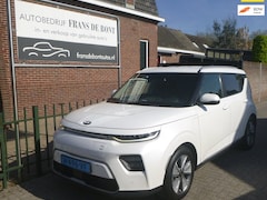 Kia e-Soul - DynamicLine 64 kWh airco € 9000 ex btw