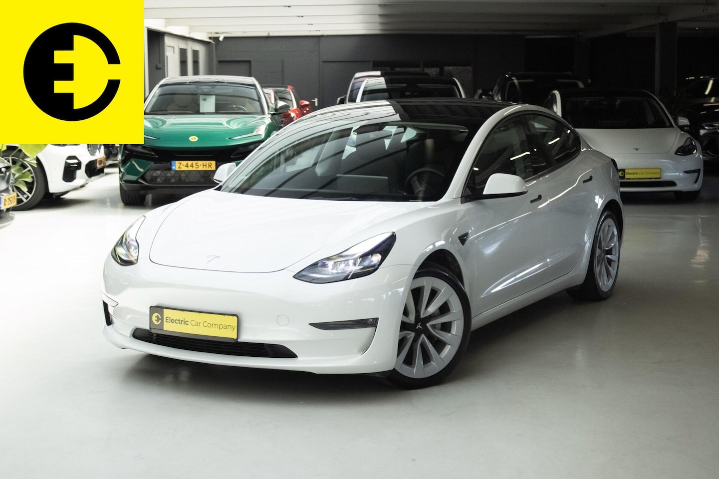 Tesla Model 3 - Long Range RWD Long Range | 92,4% SOH | Zwarte leer | Incl.BTW - AutoWereld.nl