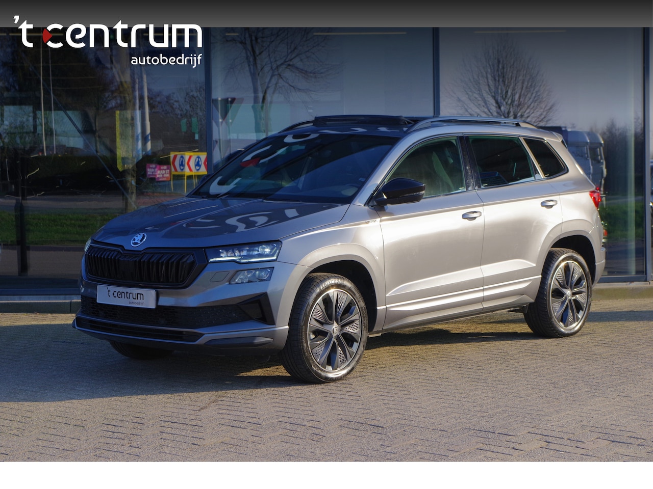 Skoda Karoq - 1.5 TSI 150 PK Automaat ACT Sportline Business, Panoramadak, Winterpakket, Adap. Cruise Co - AutoWereld.nl