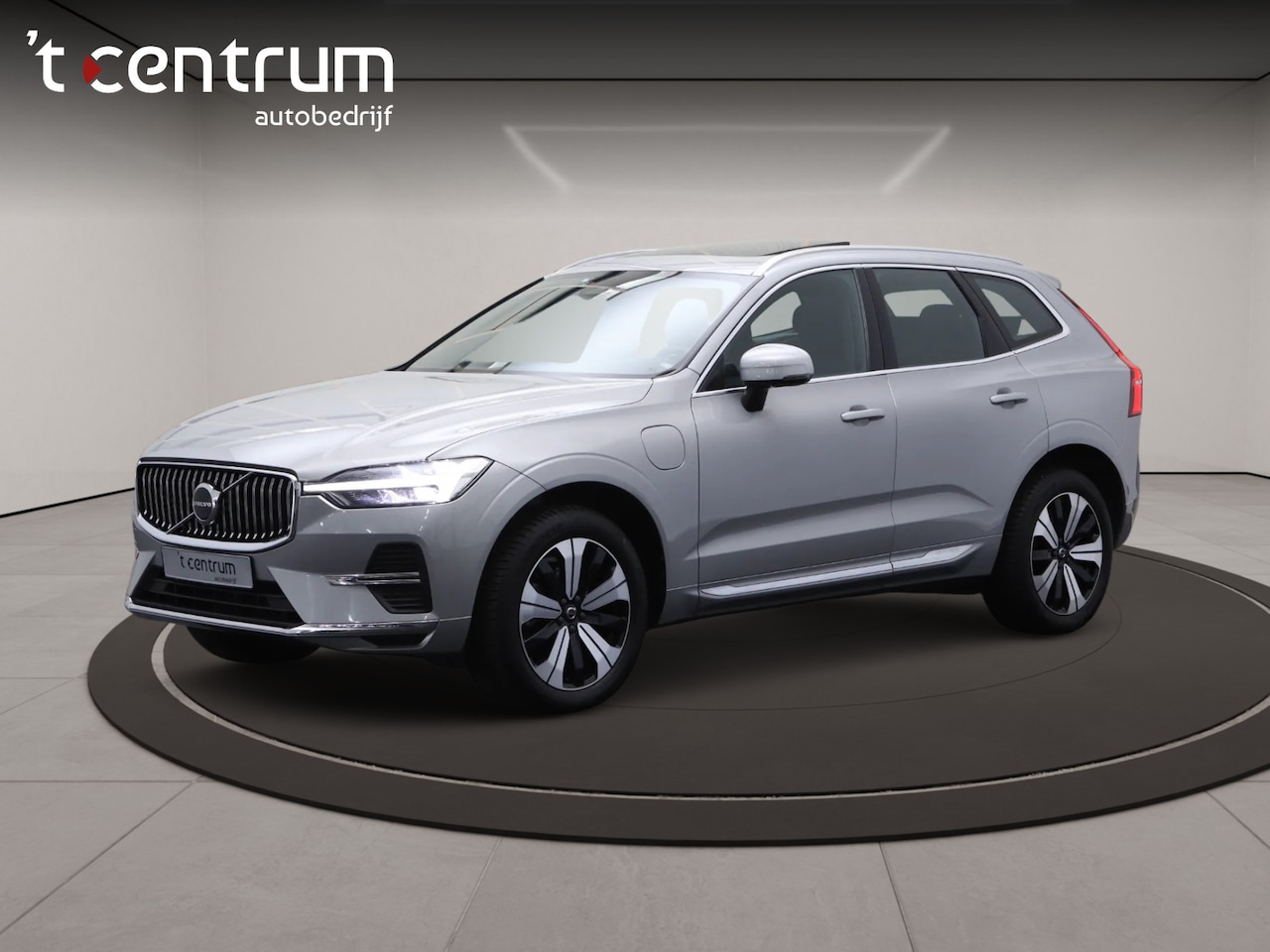 Volvo XC60 - 2.0 T6 Plug-in hybrid AWD 350 PK Ultimate Bright Long Range, Sportstoelen, Panoramadak, Ha - AutoWereld.nl