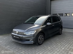 Volkswagen Touran - 1.5 TSI Automaat | 7-Persoons | Dealer Oh |