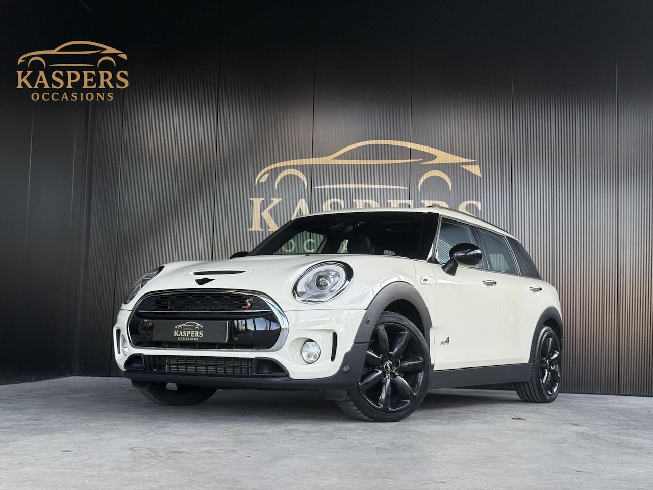 MINI Clubman - 2.0 Cooper S Chili |Pano|Head up|Carplay|LED| - AutoWereld.nl