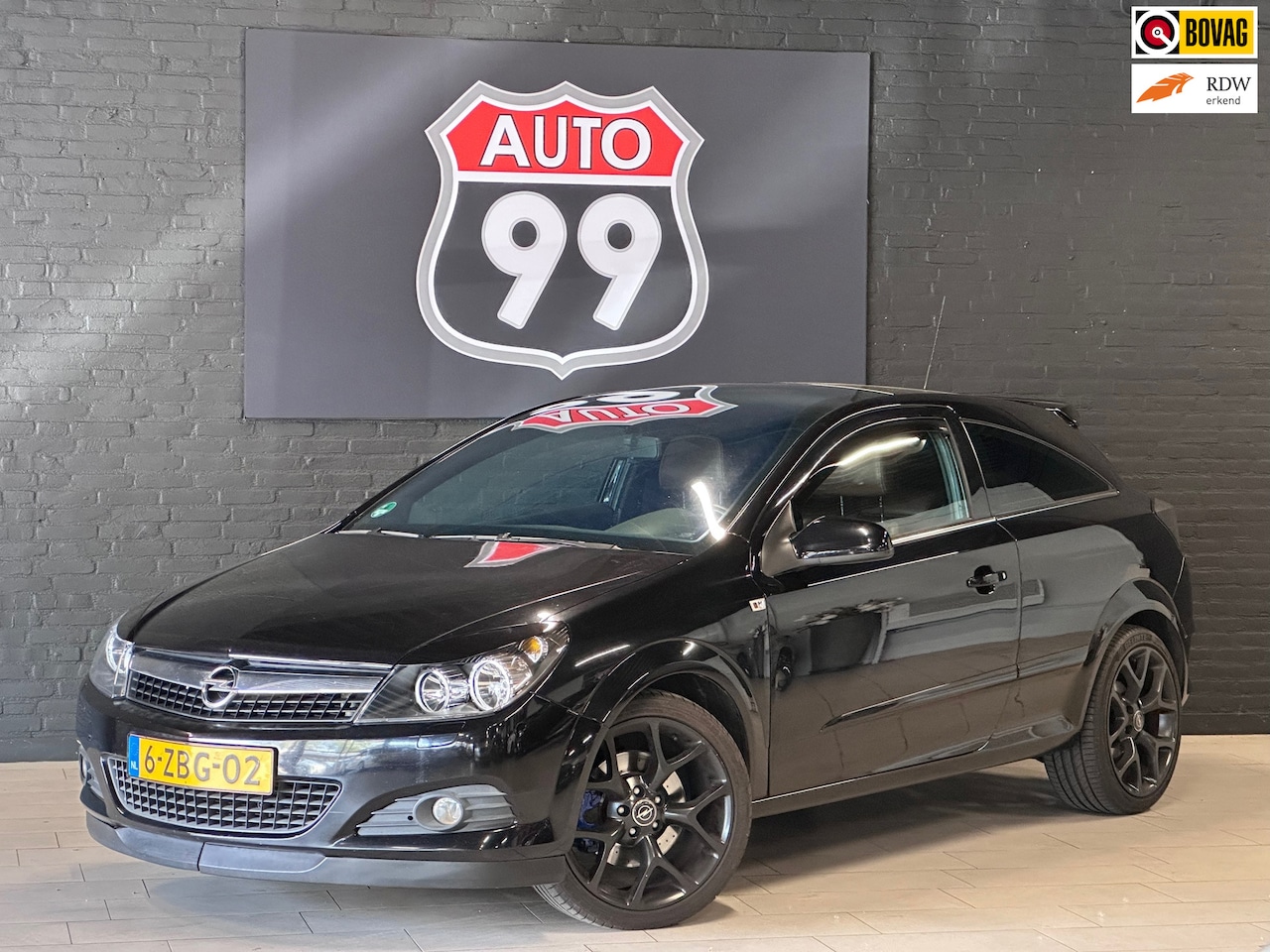 Opel Astra GTC - 1.6 Business MEENEEMPRIJS / ZONNEDAK / LEER / AIRCO / ELEKT RAMEN - AutoWereld.nl