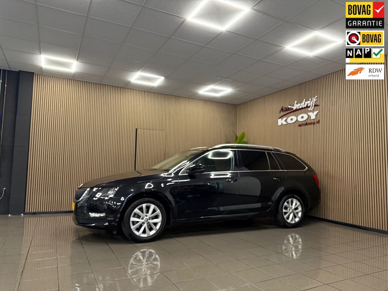 Skoda Octavia Combi - 1.0 TSI Greentech Ambition * Automaat / Carplay / Navigatie / LM Velgen / NL Auto * - AutoWereld.nl