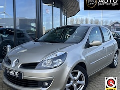 Renault Clio - 1.6-16V Initiale 111PK | Zeer Nette Staat | LUXE | NL AUTO | D Riem is Vervangen | Lederen