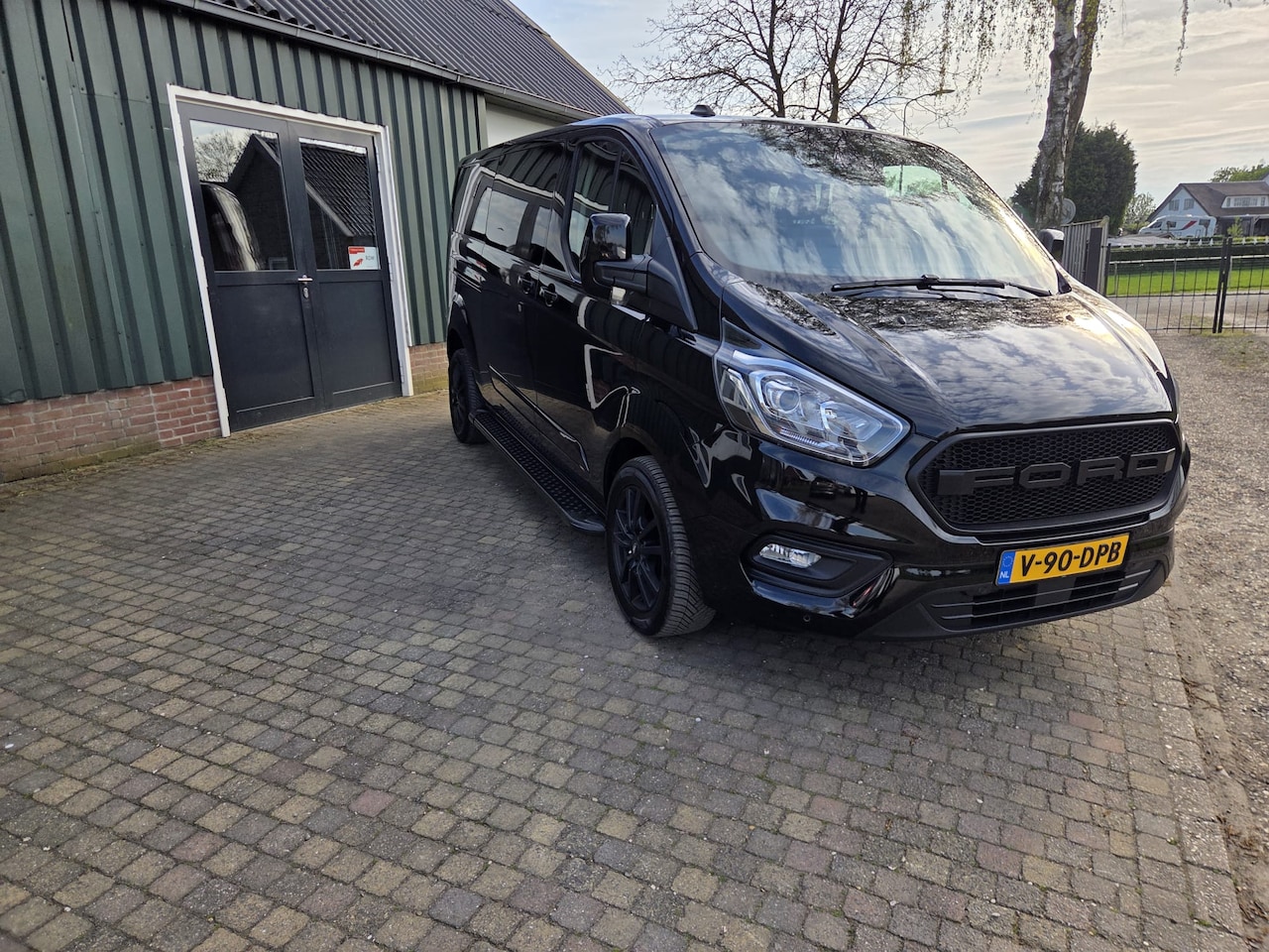 Ford Transit Custom - 320 2.0 TDCI L2H1 Trend DC - AutoWereld.nl