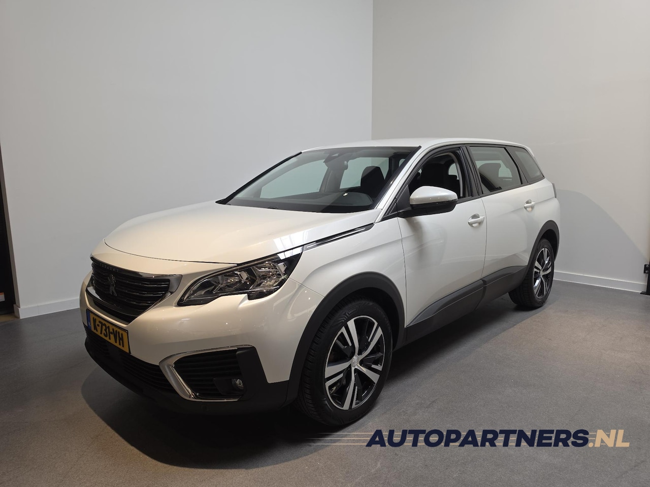 Peugeot 5008 - 1.2 PureTech Active 7persoons - Apple Carplay/Android Auto - Adaptive Cruise - Virtual Coc - AutoWereld.nl