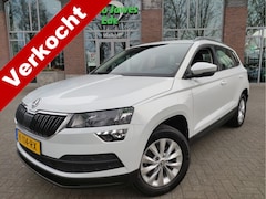 Skoda Karoq - 1.0 TSI Business Edition Trekhaak - Virtual dashboard - Apple Carplay - NL auto - Lage KM