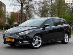 Ford Focus Wagon - 1.5 Titanium Edition|AUT|NAVI|LED|STOELVERW|PSENSOR|TREKHAAK|