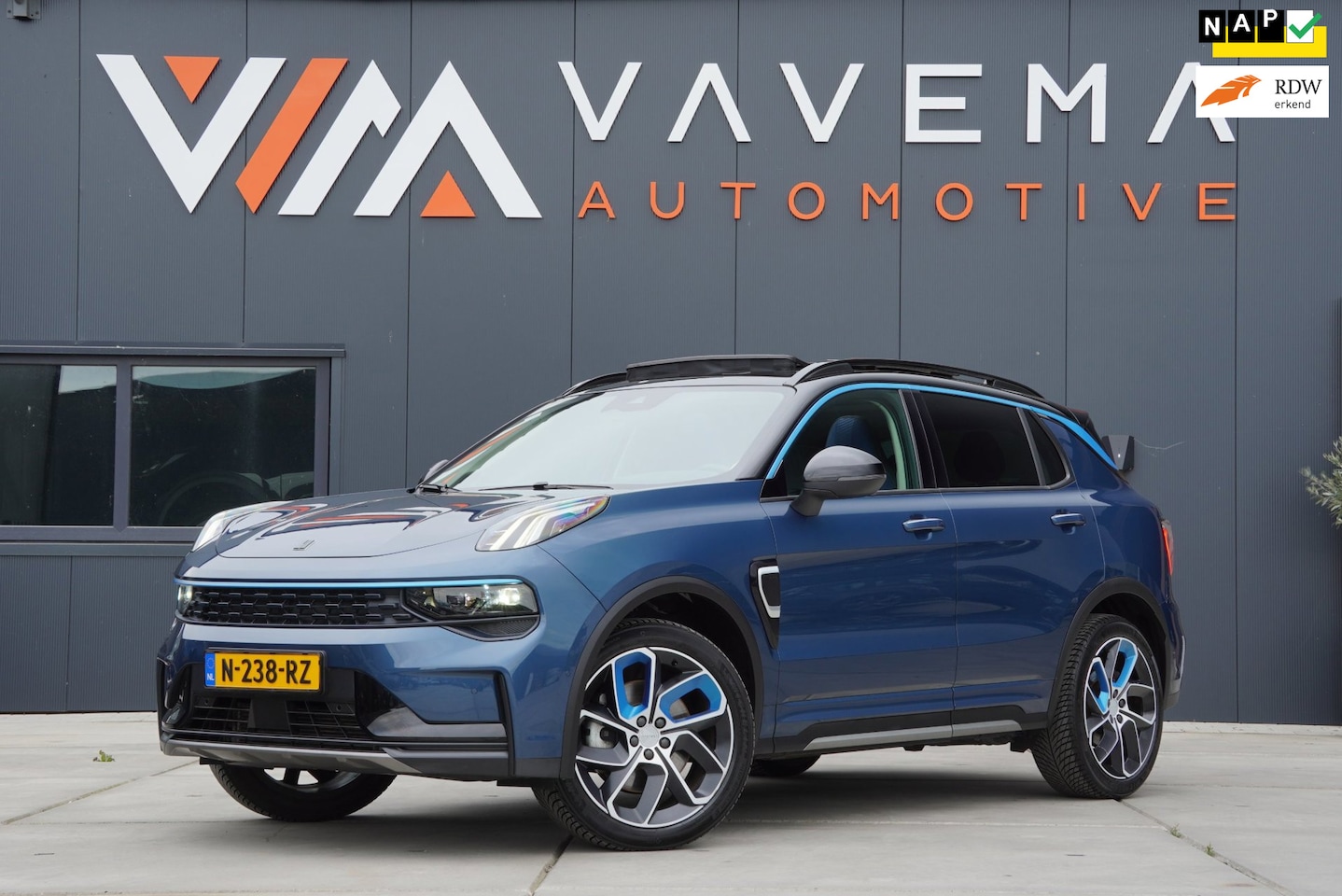 Lynk & Co 01 - 1.5 PHEV Hybride 2021 261pk Panoramadak Automaat Sfeer Adaptieve cruise control Autom. Kof - AutoWereld.nl
