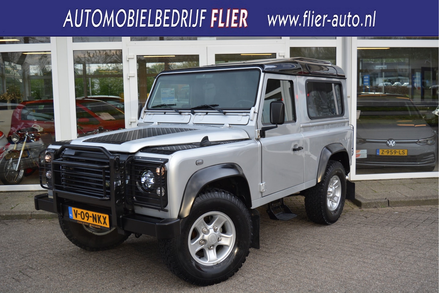 Land Rover Defender - 2.5 Td5 SW 90" SE | NAP | Airco | LED | Stoel VW | MARGE | - AutoWereld.nl