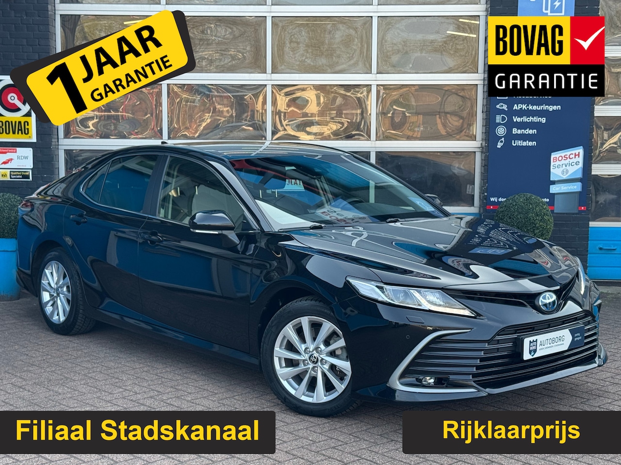 Toyota Camry - 2.5 Hybrid Active GRATIS Afleverpakket! | Stoelverwarming | Achteruitrijcamera | - AutoWereld.nl