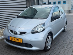 Toyota Aygo - 1.0-12V | Nieuwe APK