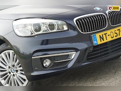 BMW 2-serie Active Tourer - 218i High Executive AUT | / | Schuif-/Kanteldak/Leder/Stoelverwarming/NAV/Cruise - Keurig
