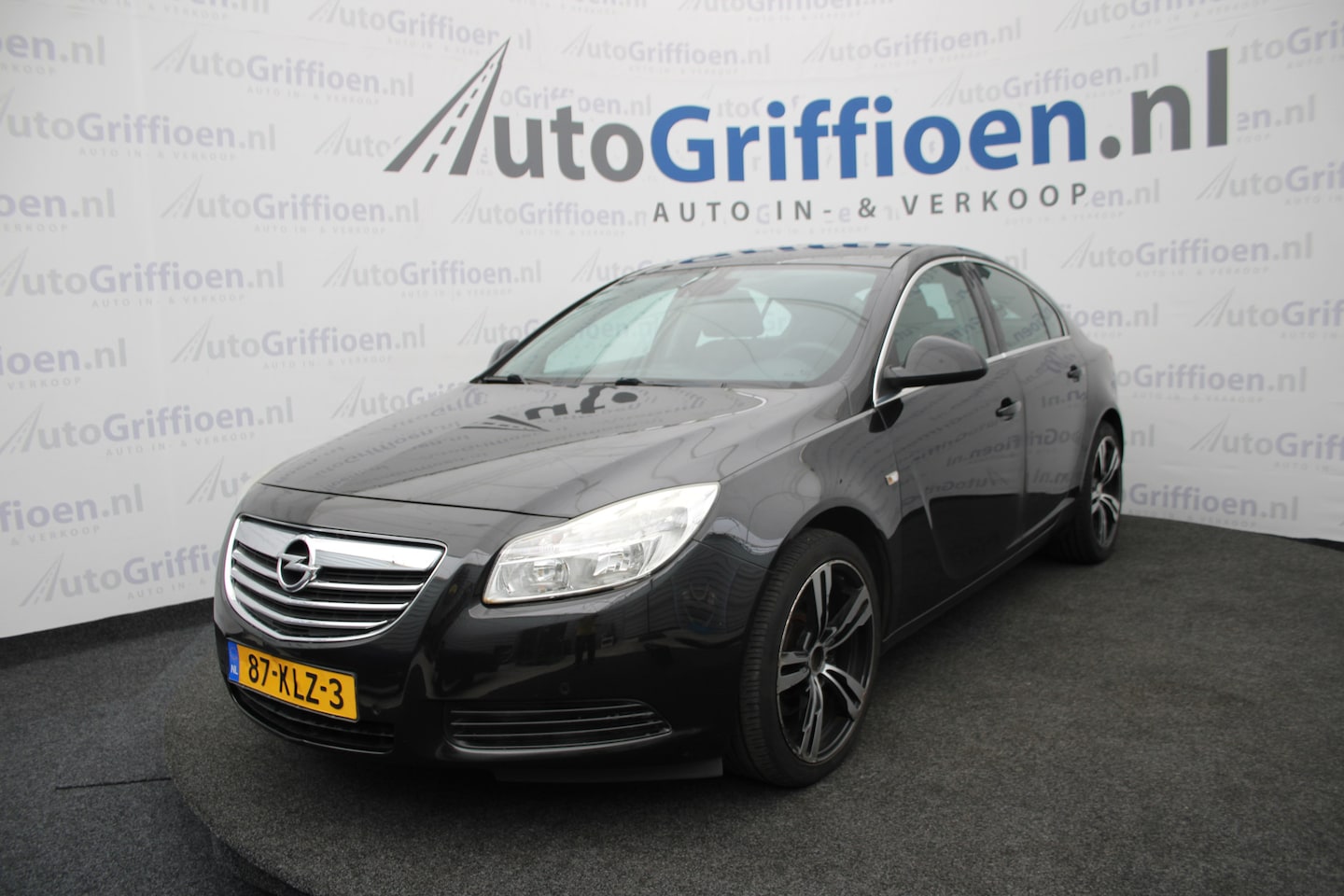 Opel Insignia - 2.0 T Edition nette hatchback met trekhaak - AutoWereld.nl