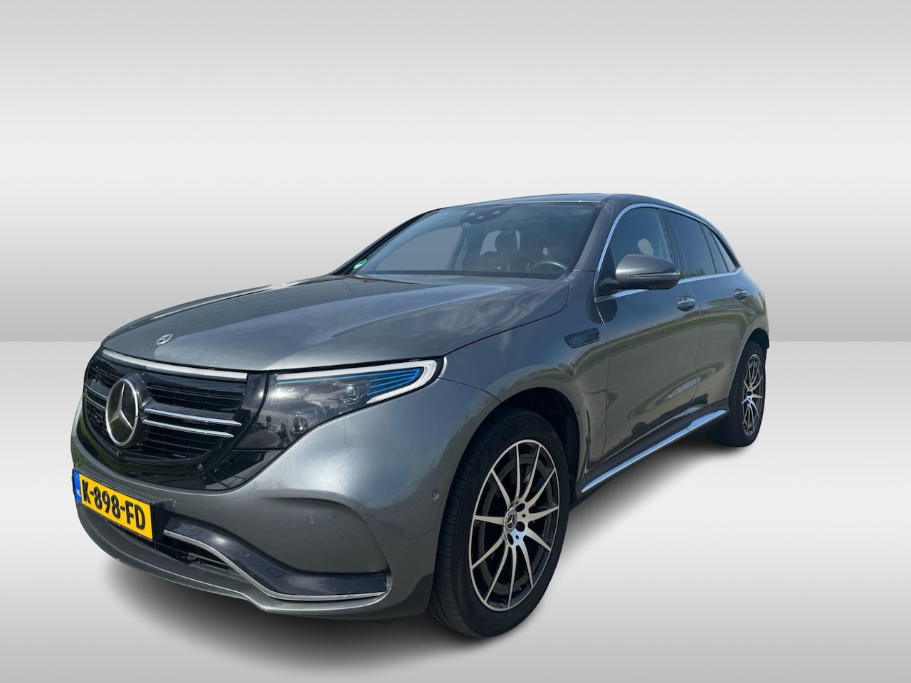 Mercedes-Benz EQC - 400 4MATIC Business Solution AMG 80 kWh / SoH 93,1% / Schuifdak / 360Camera / Head-up / Bu - AutoWereld.nl