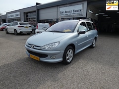 Peugeot 206 SW - 1.4 X-line|Airco|Lage KM|Nw.APK|Dealer Ond.|LM-Velgen|Trekhaak