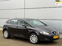 SEAT Leon - 1.6 Stylance Parrot |Clima |Stuurbed |Velgen |Nap |Boekjes