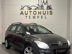 Hyundai i30 CW - 1.6i Active Airco Climate Elektrische Ramen Trekhaak Centrales Deurvergrendeling Isofix