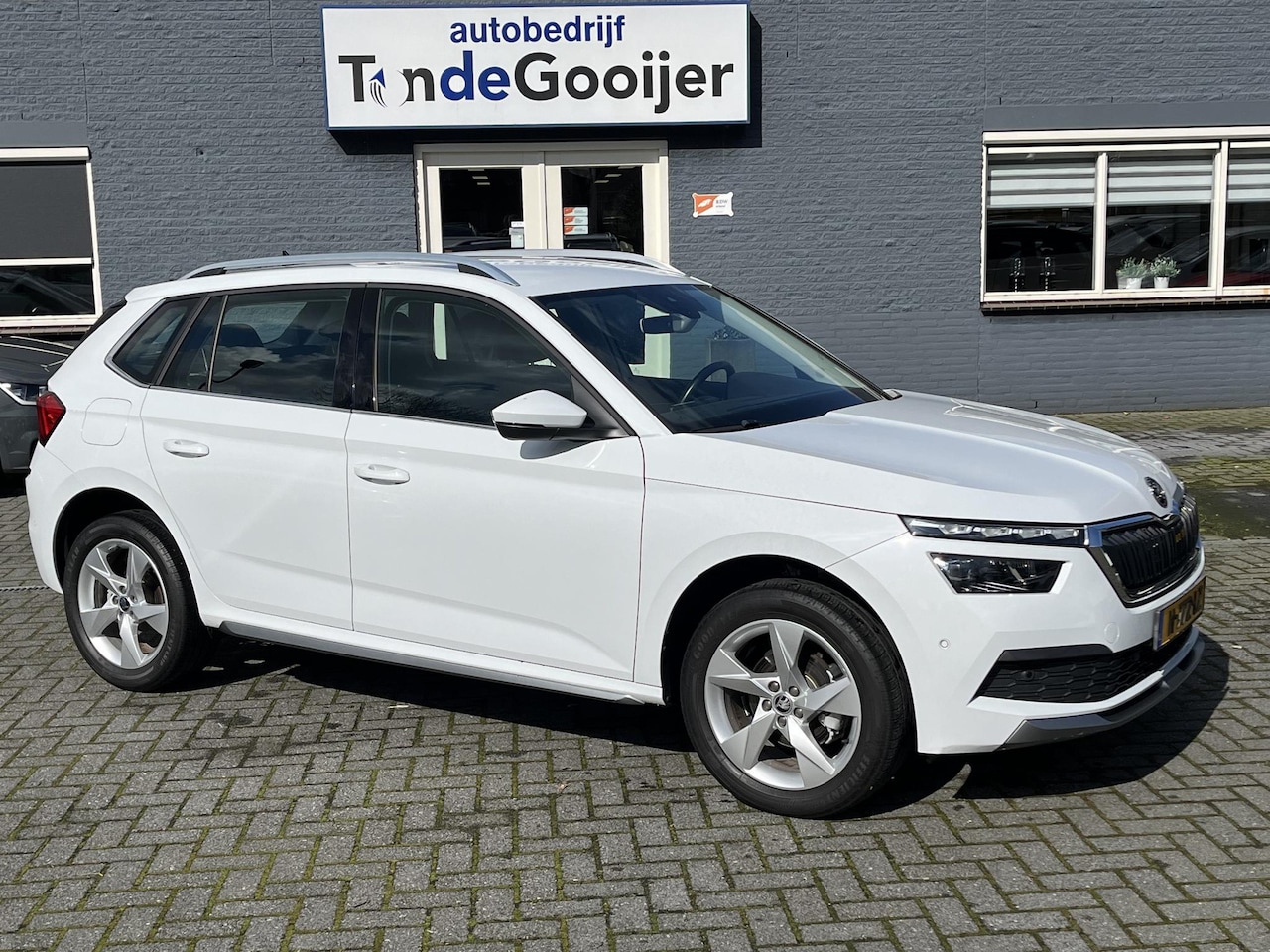 Skoda Kamiq - 1.0 TSi 115 pk Business Edition | NAV. | CAMERA | FULL OPTIONS | - AutoWereld.nl