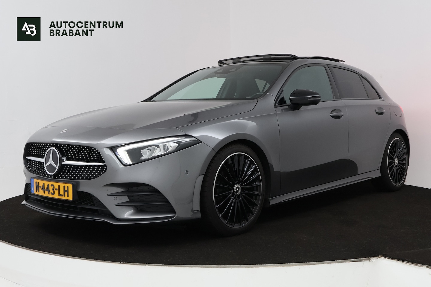 Mercedes-Benz A-klasse - 200 Premium Plus (PANORAMADAK, STOELVERWARMING, SFEERVERLICHTING, CAMERA, CRUISE CONTROL, - AutoWereld.nl